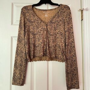 American Eagle Soft & Sexy Plush Cropped Cheetah Sweater Top M